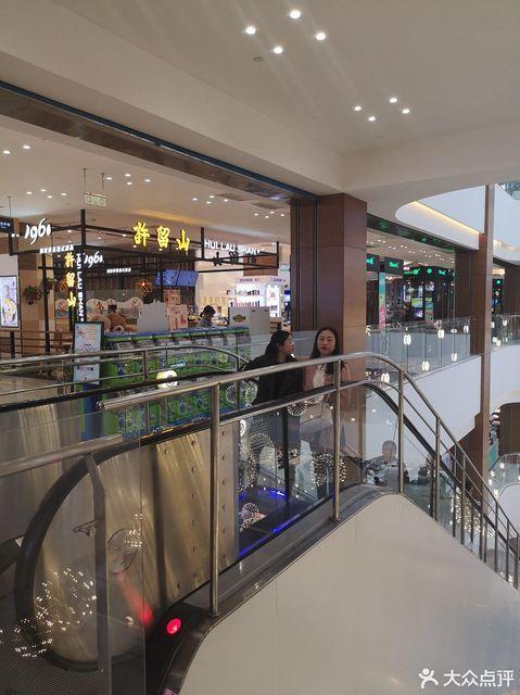 陕西高新技师学院地址、电话、路线及周边设施指南（含天下汇食品）